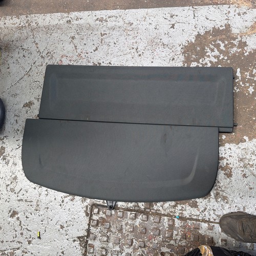 Audi rear parcel shelf - rear,