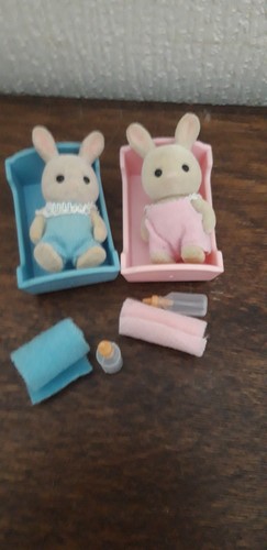 Sylvanian vintage milk rabbit - vintage,