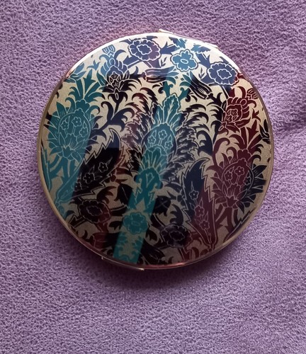 Stratton vintage ladies powder - stratton,