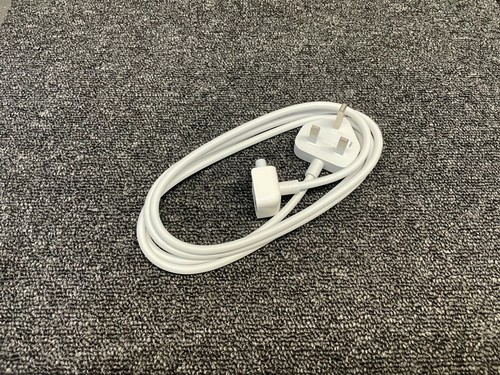 Genuine apple macbook - macbook, magsafe
