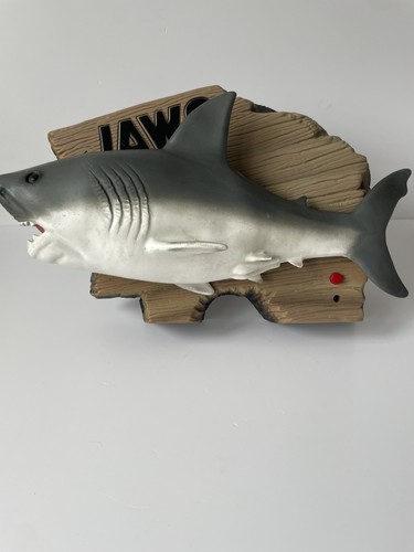 Vintage 2000 gemmy jaws - 2000,