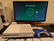 Microsoft Xbox One S 1TB
