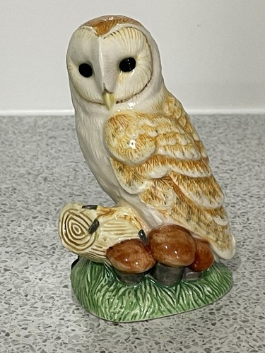 The border fine arts pottery - border,