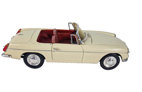 Corgi die cast - cast, mgb