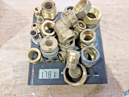 Scrap smelting brass 75kg - , 1.75kg