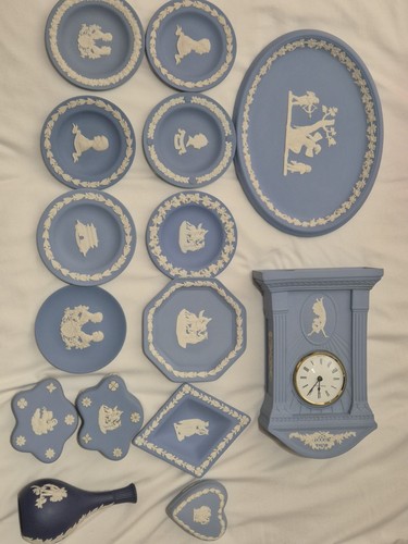 Wedgwood blue jasperware royal - wedgwood,