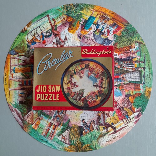 Waddington circular jigsaw - circular,