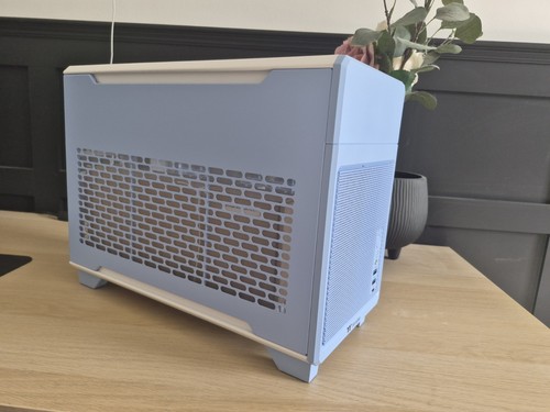 Thermaltake tr100 case - thermaltake,