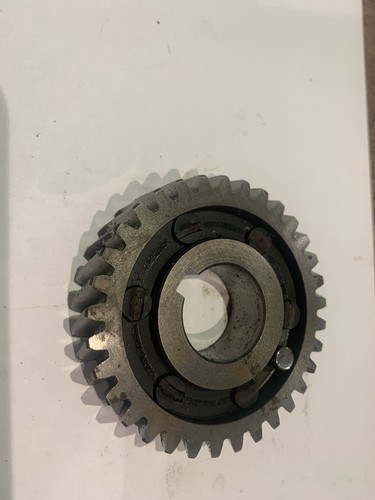 Suzuki gt550 crank end - suzuki,
