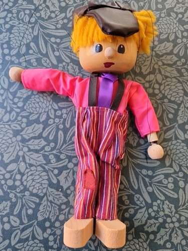 Wooden marionette stringed - wooden,