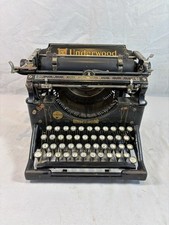 Underwood Typewriter Model 5