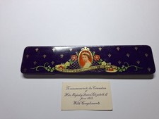 VINTAGE Queen Elizabeth II