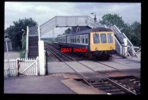 Photo car dmu passing - photo,