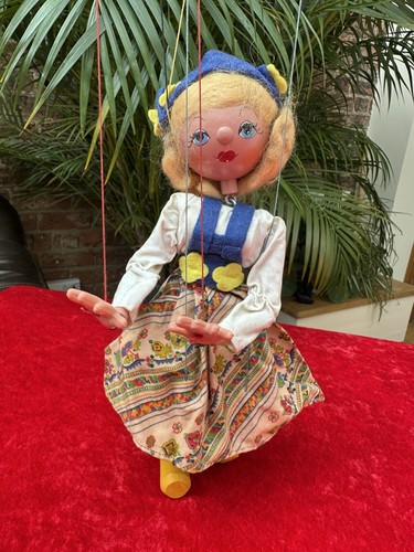 Pelham puppet 1070 - pelham, 1070’s