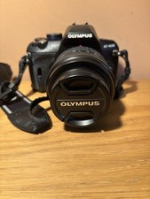 Olympus E-420 DSLR Camera with 17.5-45mm and 40.0-150mm Lens Mint Condition