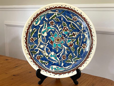 KUTAHYA Hand Painted Turkish Plate, Art Pottery, Wall Hanging 10.5"
