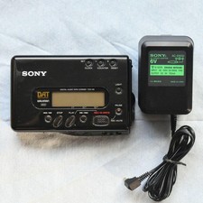 Sony TCD-D8 DAT Walkman Digital Audio Tape Player with AC Adapter