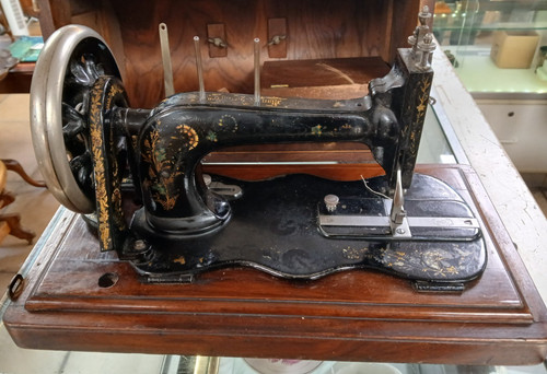 Antique singer new family - antique,