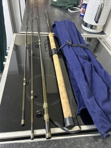 Very rare tri cast - rare, tri-cast