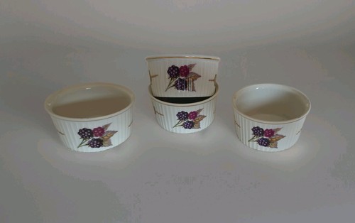 Set royal worcester fine - of,