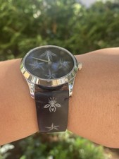 Gucci 126.4 Timeless Bee Watch