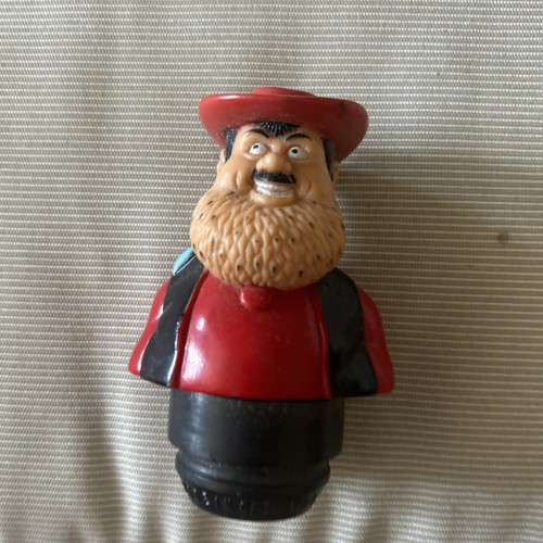 Desperate dan dandy bust - dan,