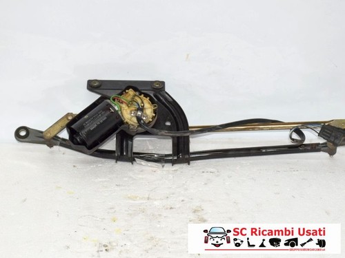 Front windshield wiper - windshield,