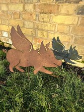 Rustic Flying Pig Stake Garden Lawn Decor Brown Metal Decoration Fantasy Gift