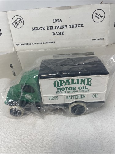 Vintage ertl 1926 mack - 1926, bulldog