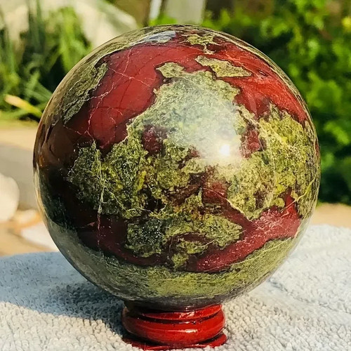 Dragon blood stone - blood, sphere