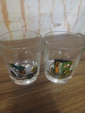 Set Of 2 Vintage Car Tumblers In Good Condition