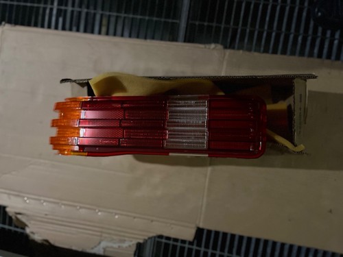 Mercedes w123 headlight - mercedes,