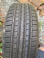 Kia Sedona used alloy and NEW TYRE 235/65 R17