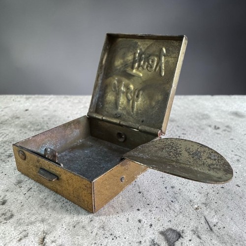 Vintage pocket travel ash tray - vintage,