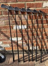 Arnold Palmer Golf Irons 3,5-9&Sw Right Handed With Graphite Shafts