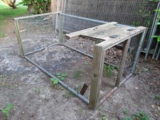 METAL WIRE DOG/ CAT/ RABBIT/ CHICKEN/ DUCK RUN- USED, STRONG METAL TUBE. 6X4FT