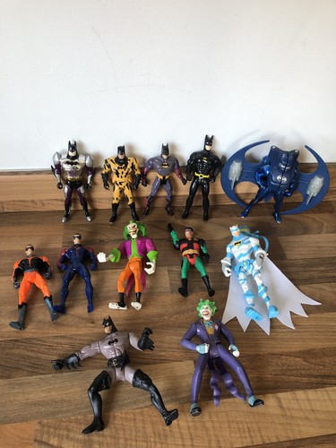 Batman action figure - batman,