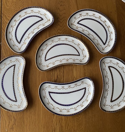 Six half moon - six,