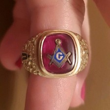 Vintage Red Stone Masonic Ring