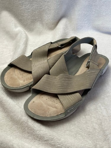 Clarks trigenic beige sandals - clarks,