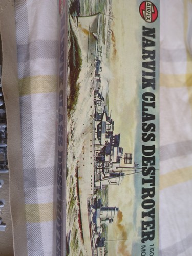 Airfix 600 model ship - 1/600,