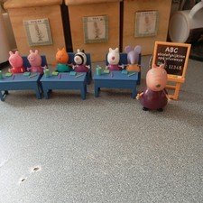 Peppa Pig School Classroom Madam Gazelle's class room 