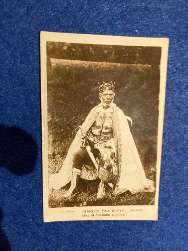 Vintage postcard kirk yetholm - postcard,