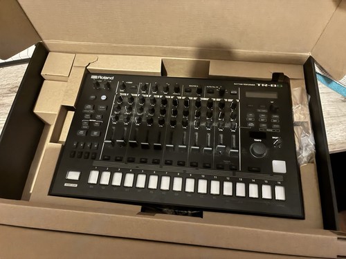 Roland tr8s tabletop - roland,