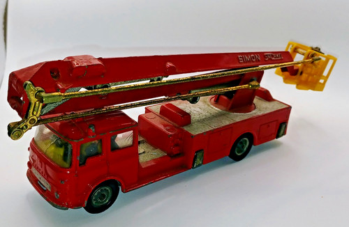 Vintage corgi toys - toys, simon