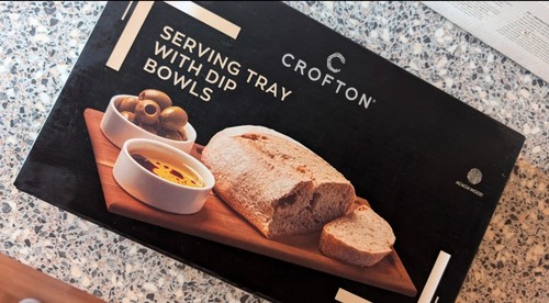 Crofton acacia wood serving - acacia,