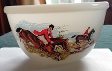 Vintage JAJ Pyrex "Tally Ho"