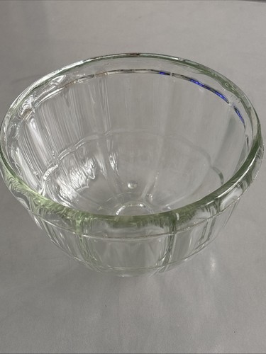 Vintage round pyrex - vintage,
