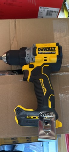 Dewalt dcd800 18v drill driver - dewalt,