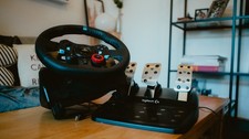 Logitech G920/G29 Driving Force Racing Wheel with Pedals Kit - great condition